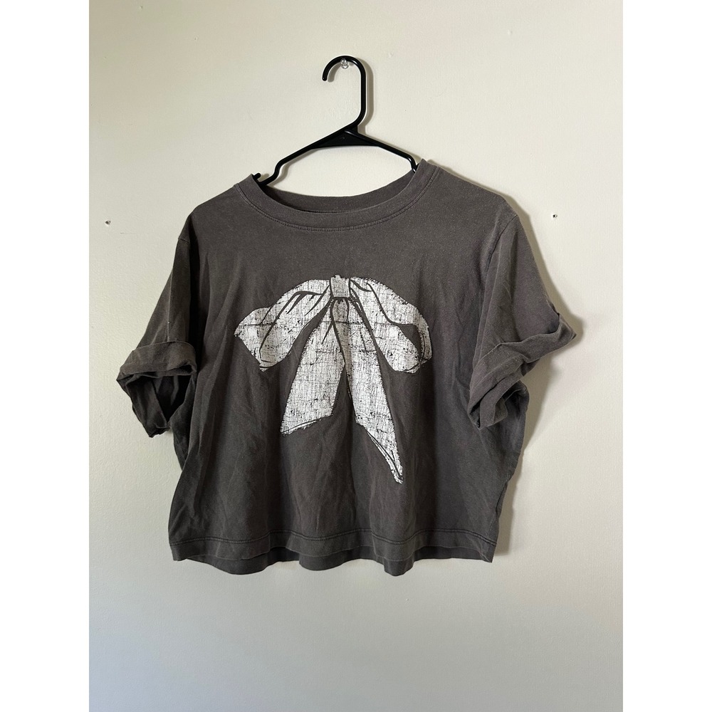 Girl Dangerous Charcoal Grey Bow Graphic Cropped T-Shirt Boxy Fit Tee Medium